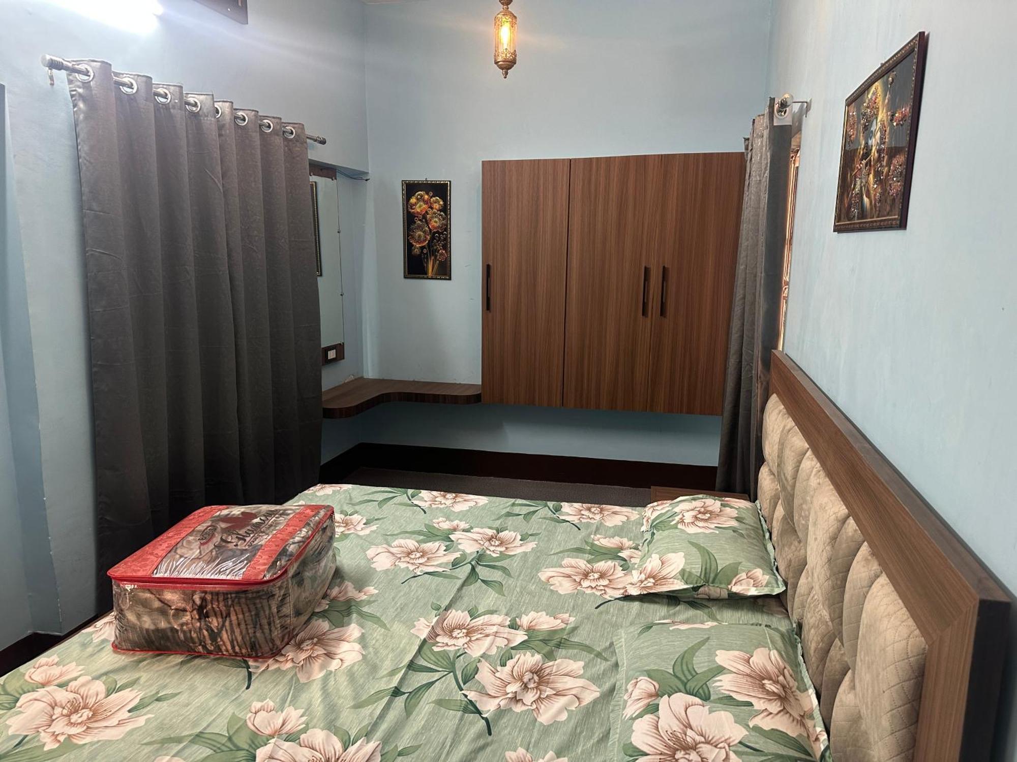 Apartment Sharda